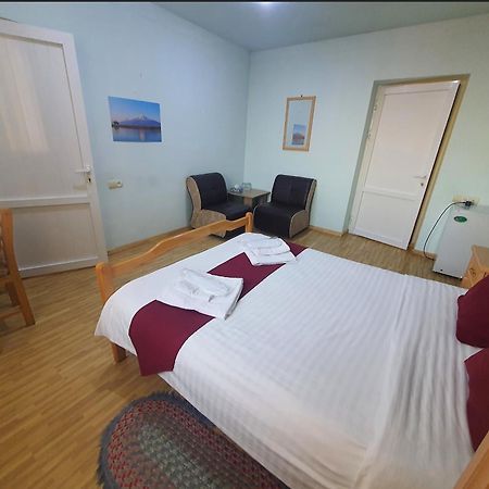 P'arak'ar Kesabella Touristic House Bed & Breakfast エクステリア 写真