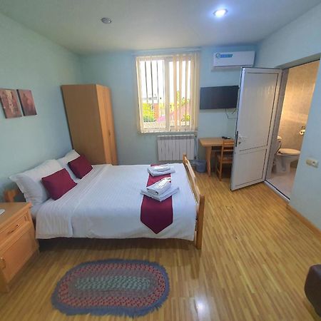 P'arak'ar Kesabella Touristic House Bed & Breakfast エクステリア 写真