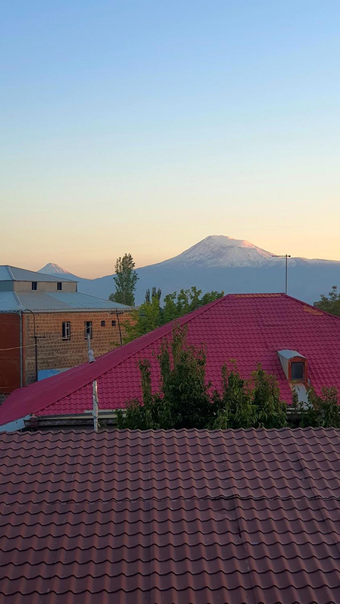 P'arak'ar Kesabella Touristic House Bed & Breakfast エクステリア 写真